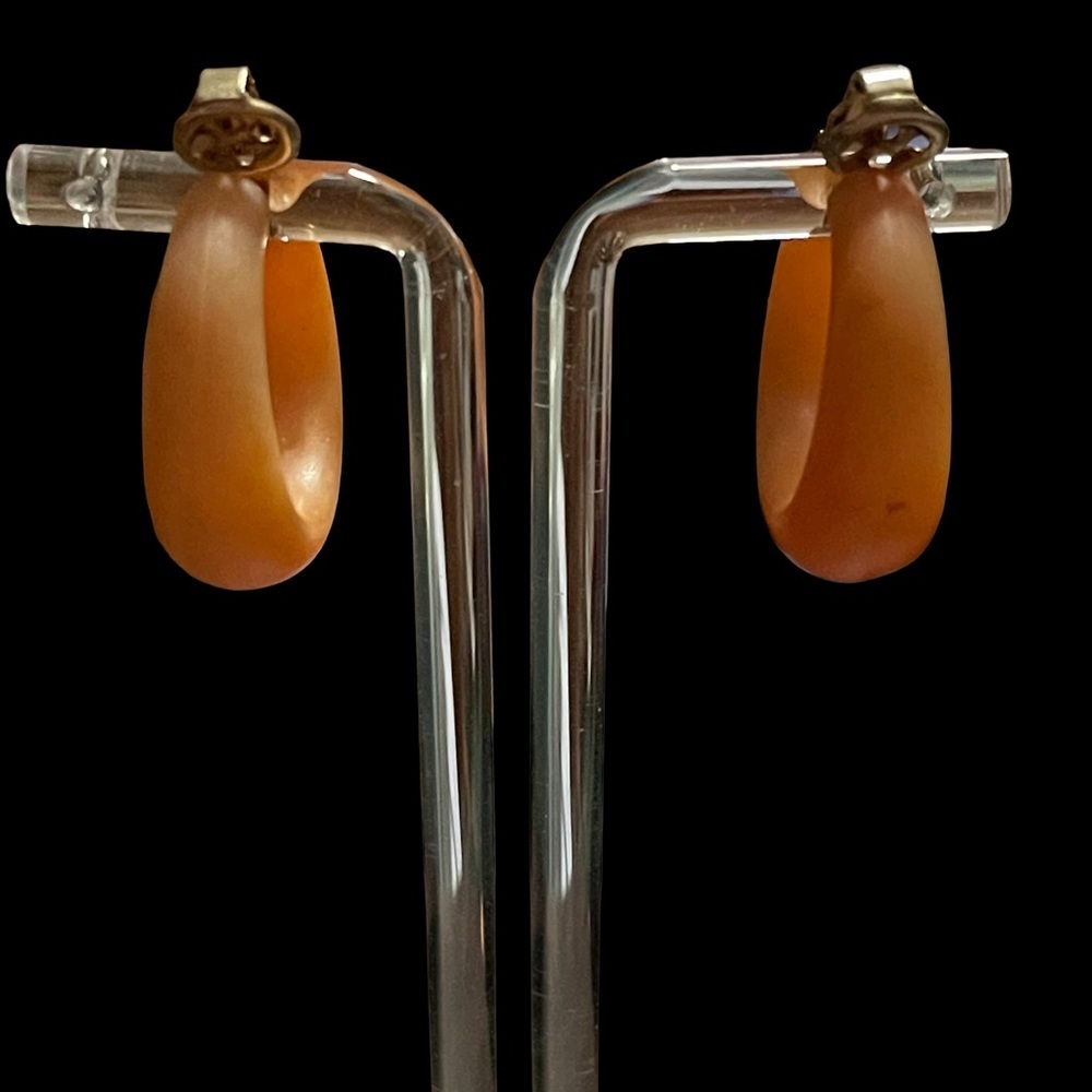 Rare Vintage Creamsicle Faux Angel Coral Salmon Color Clip Earrings